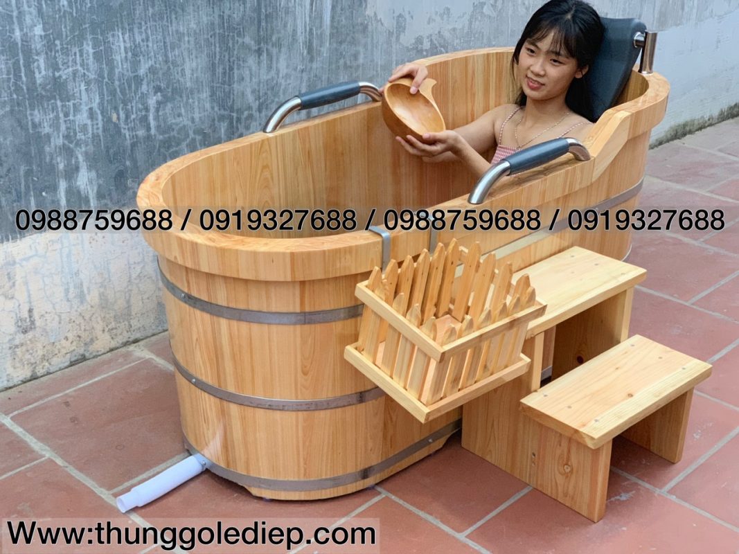 bồn tắm gỗ pơ mu cao cấp